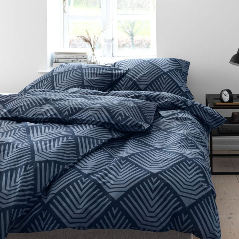 Showroom gạch TBVS Lyarchcenter